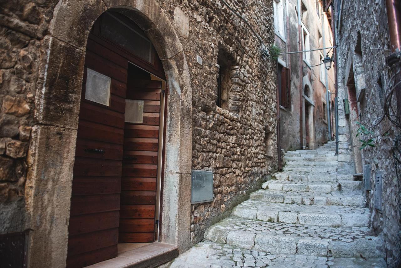 Aurora Medieval House Sermoneta Extérieur photo