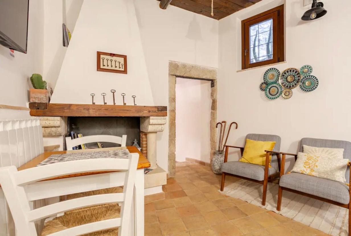 Aurora Medieval House Sermoneta Extérieur photo