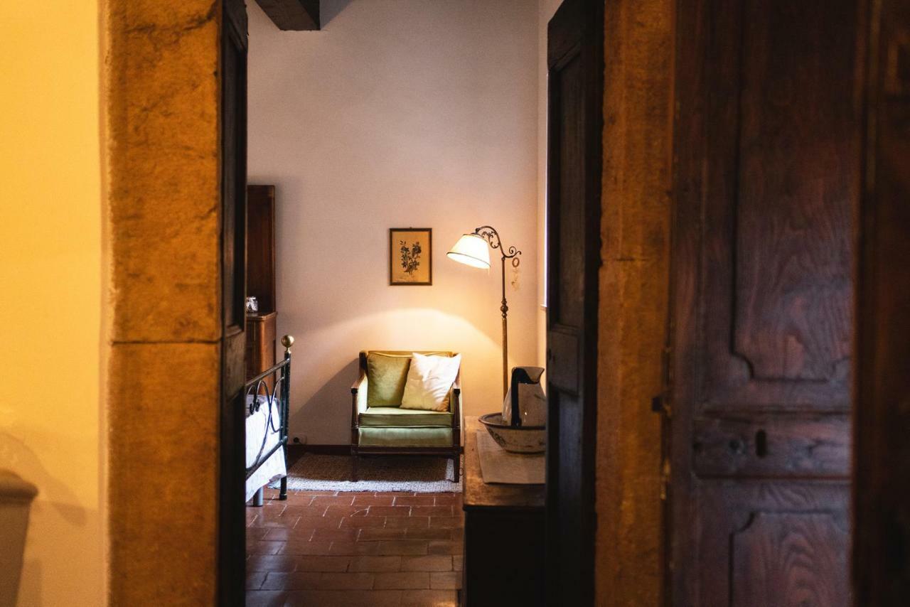 Aurora Medieval House Sermoneta Extérieur photo