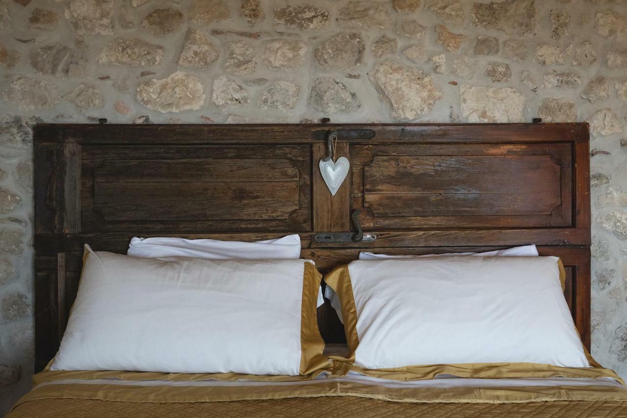 Aurora Medieval House Sermoneta Extérieur photo